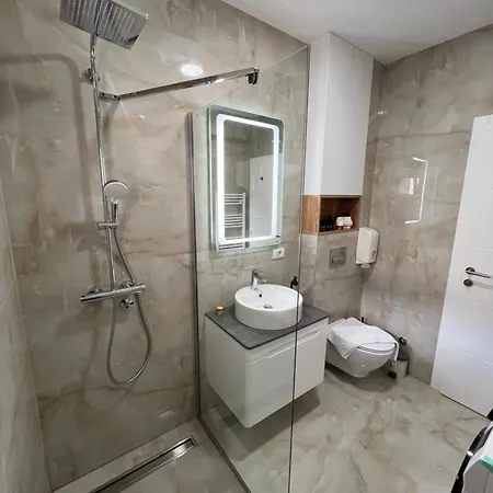 Centar Penthouse 公寓