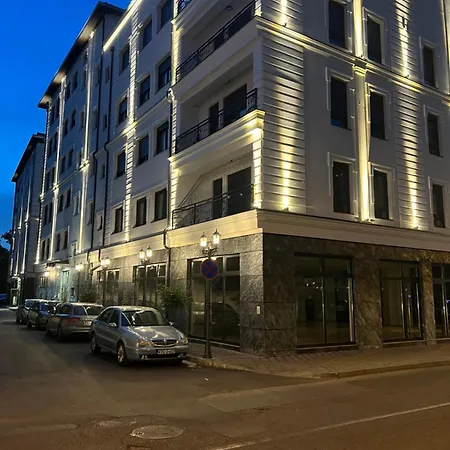 Centar Penthouse Apartment *