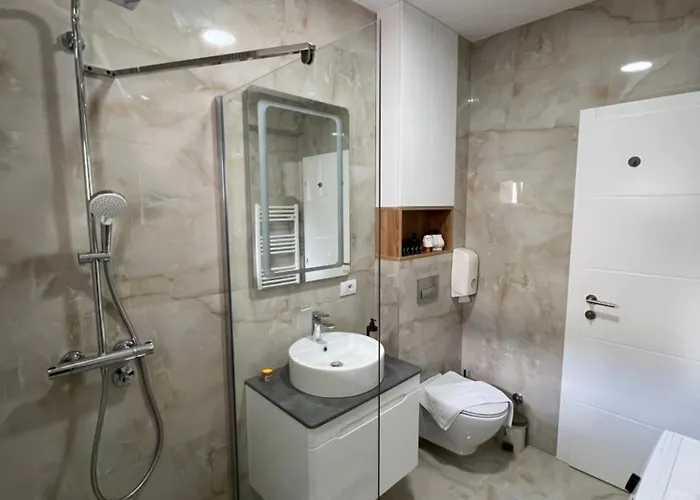 Centar Penthouse شقة *